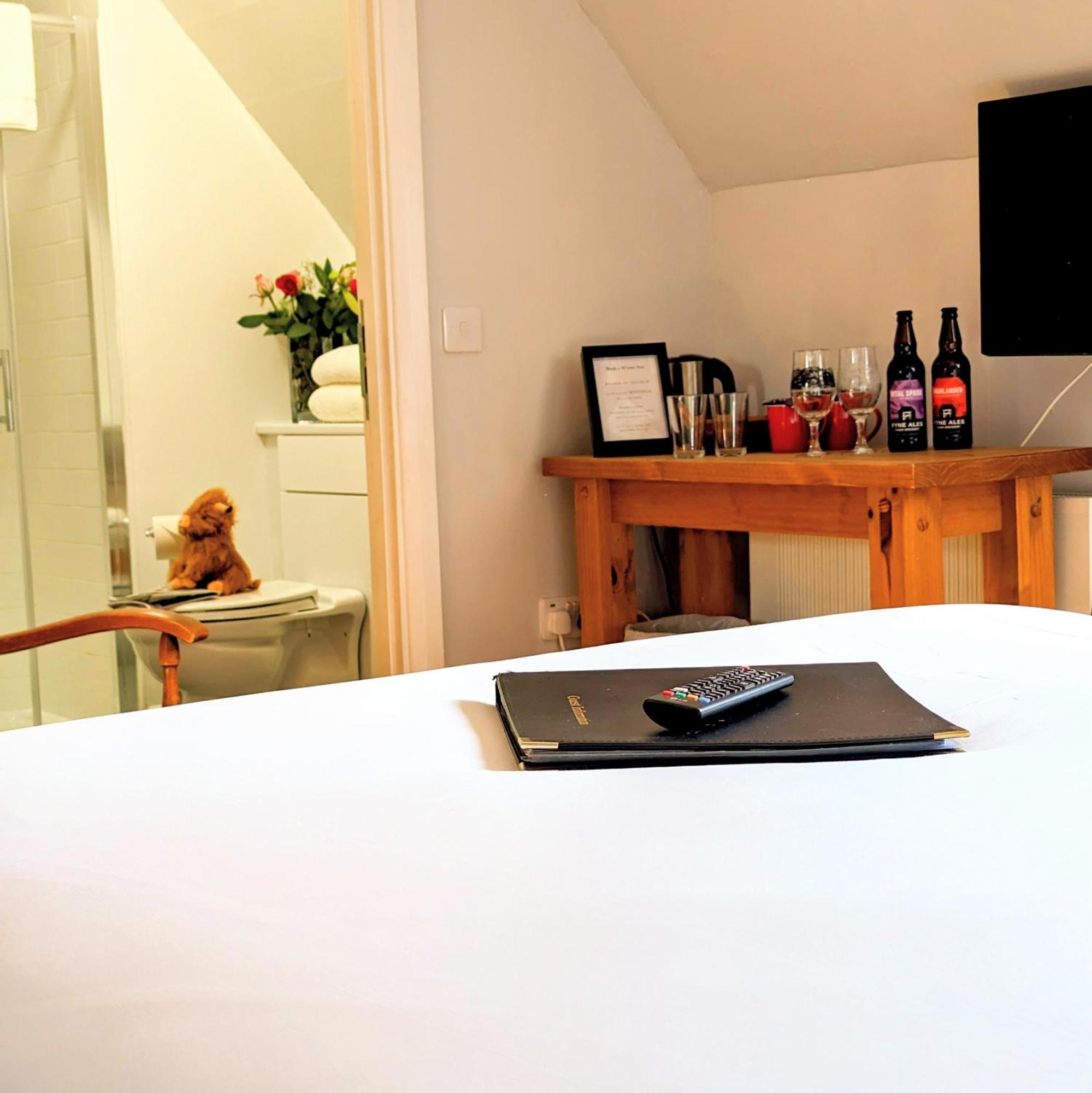 Ben Cruachan Inn - Restaurant, Pub With Rooms Loch Awe المظهر الخارجي الصورة